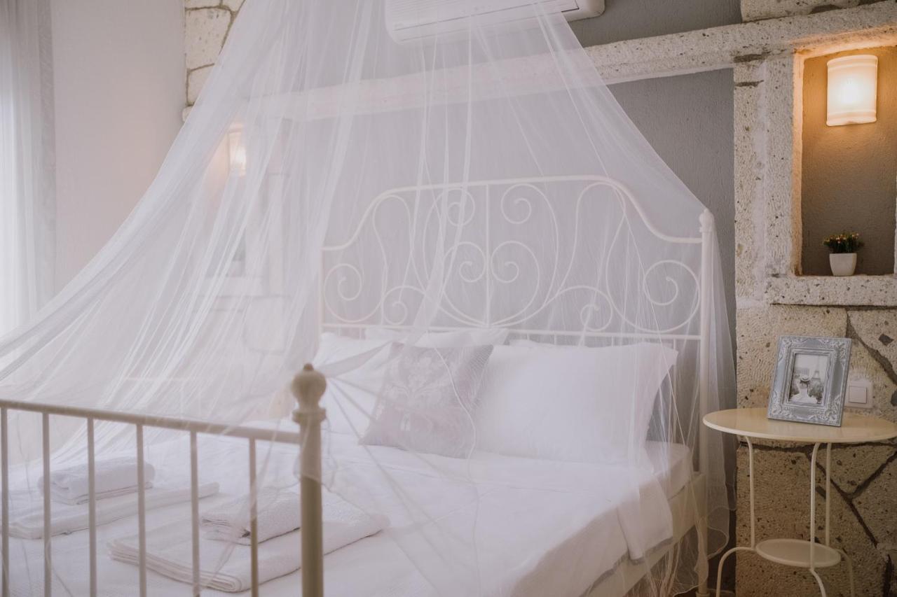 Deruni Butik Hotel Smirne Esterno foto